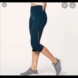 Lululemon train times crop